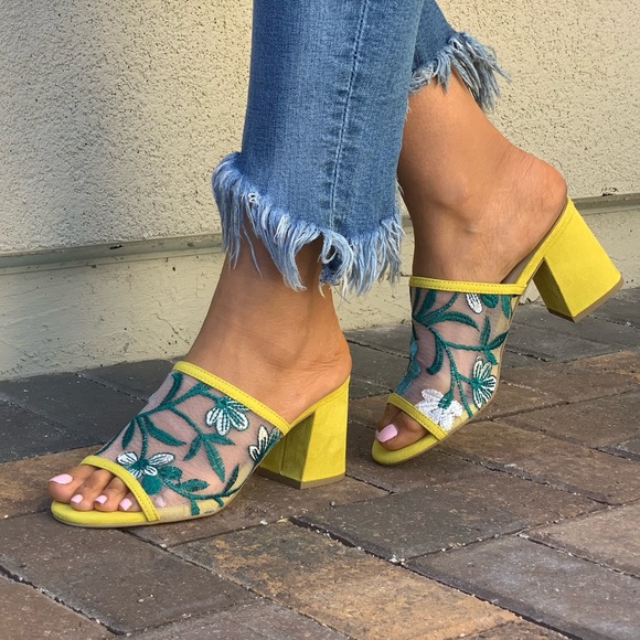 Brisbane Floral Mesh Embroidered Block Heel Mule - Picture 5 of 8